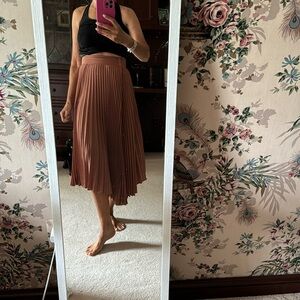 Vince pleated skirt